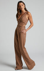 Izara Trousers - Mid Rise Relaxed Straight Leg Tailored Trousers in Mocha