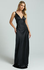 Anjorie Maxi Dress - Plunge Neck Wide Strap Sleeveless Slip in Black