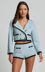 Gina Shorts - Contrast Pocket Detail Shorts in Ice Blue